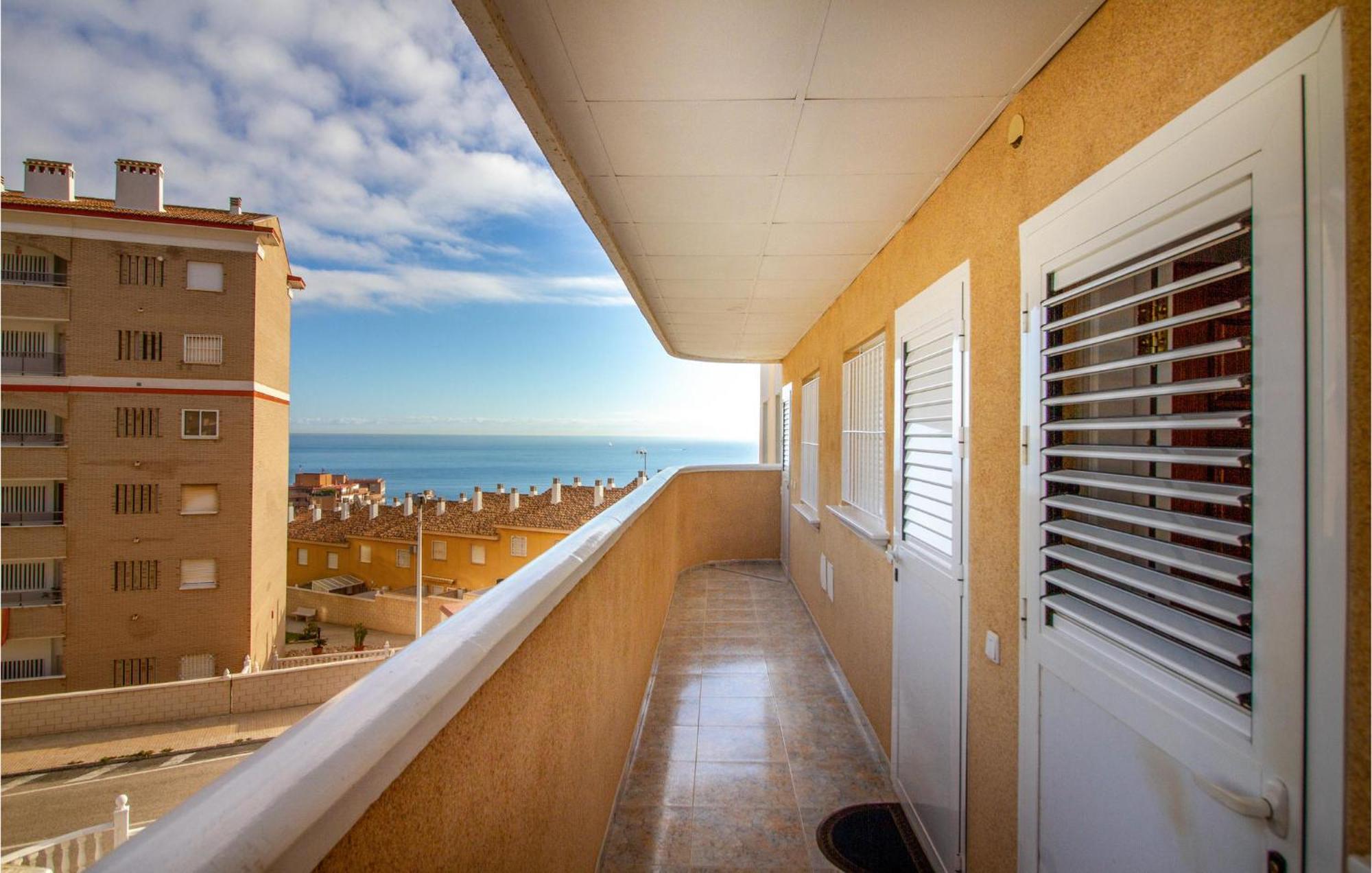 Beach Front Apartment In Los Ареналес-дель-Соль Экстерьер фото