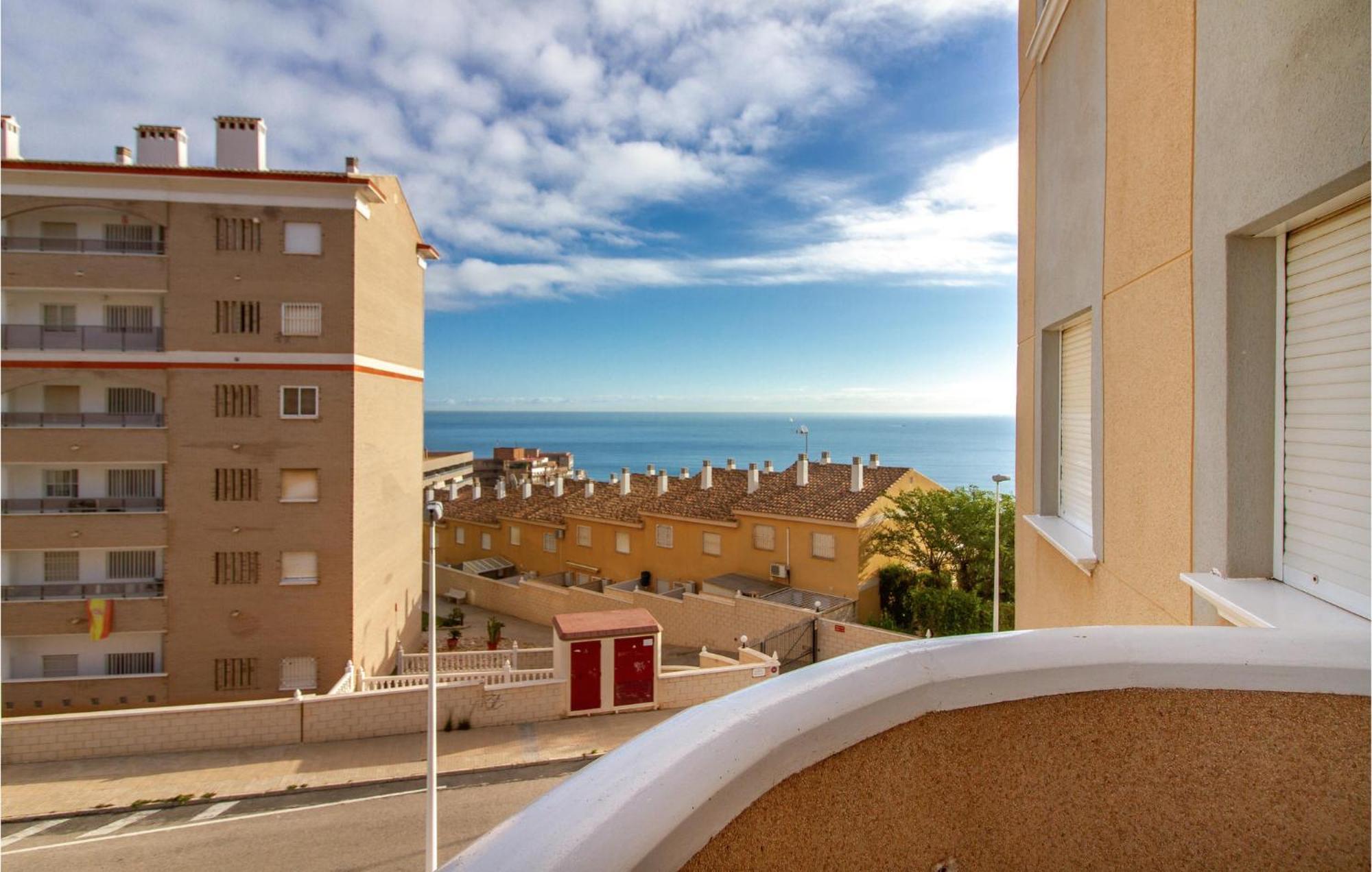 Beach Front Apartment In Los Ареналес-дель-Соль Экстерьер фото